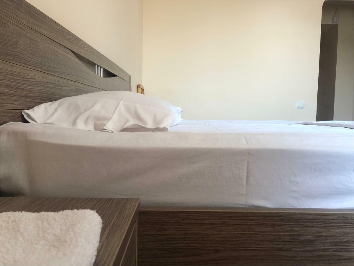 Tourist Hotel 쉼켄트 외부 사진